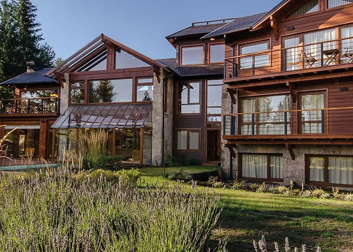 Hostería Huenú Villa La Angostura